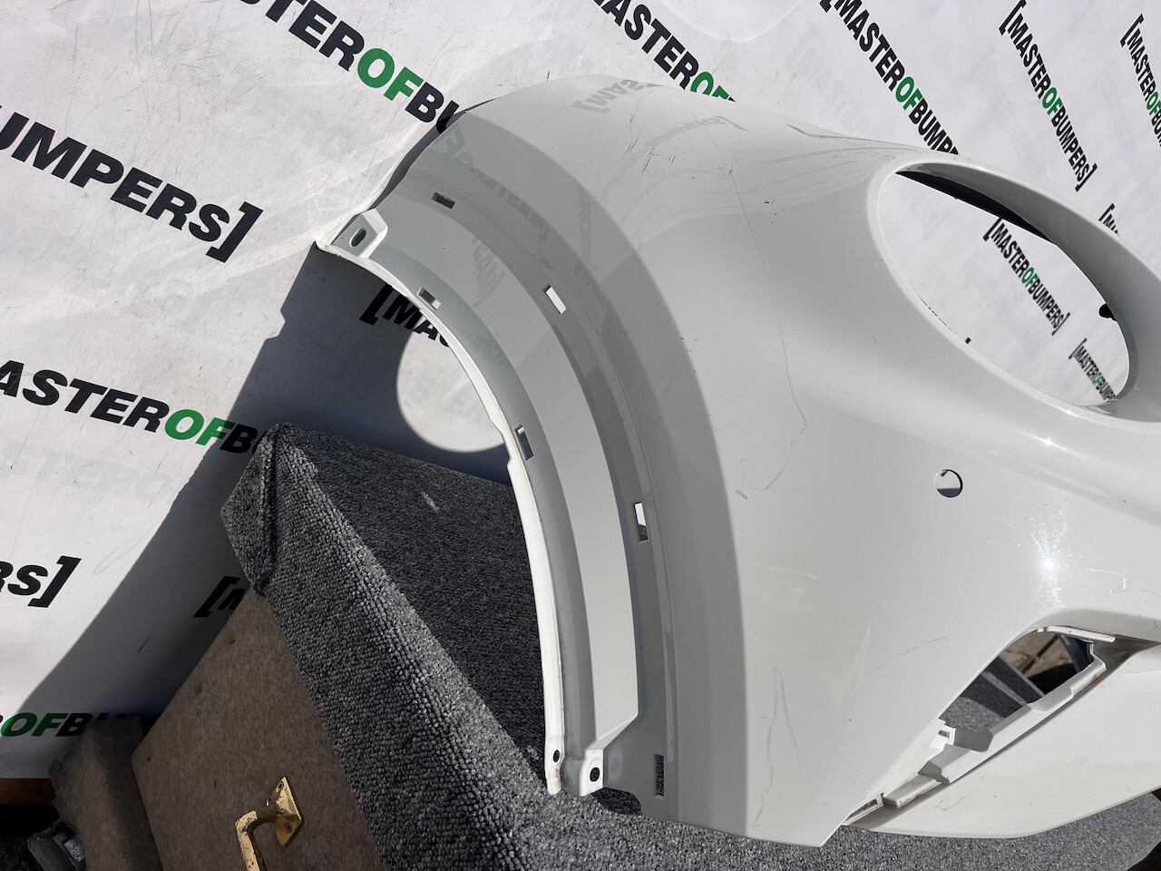 Nissan Juke Tekna N-connecta Mk2 2019 - 2024 Front Bumper 4 Pdc Genuine [l626]