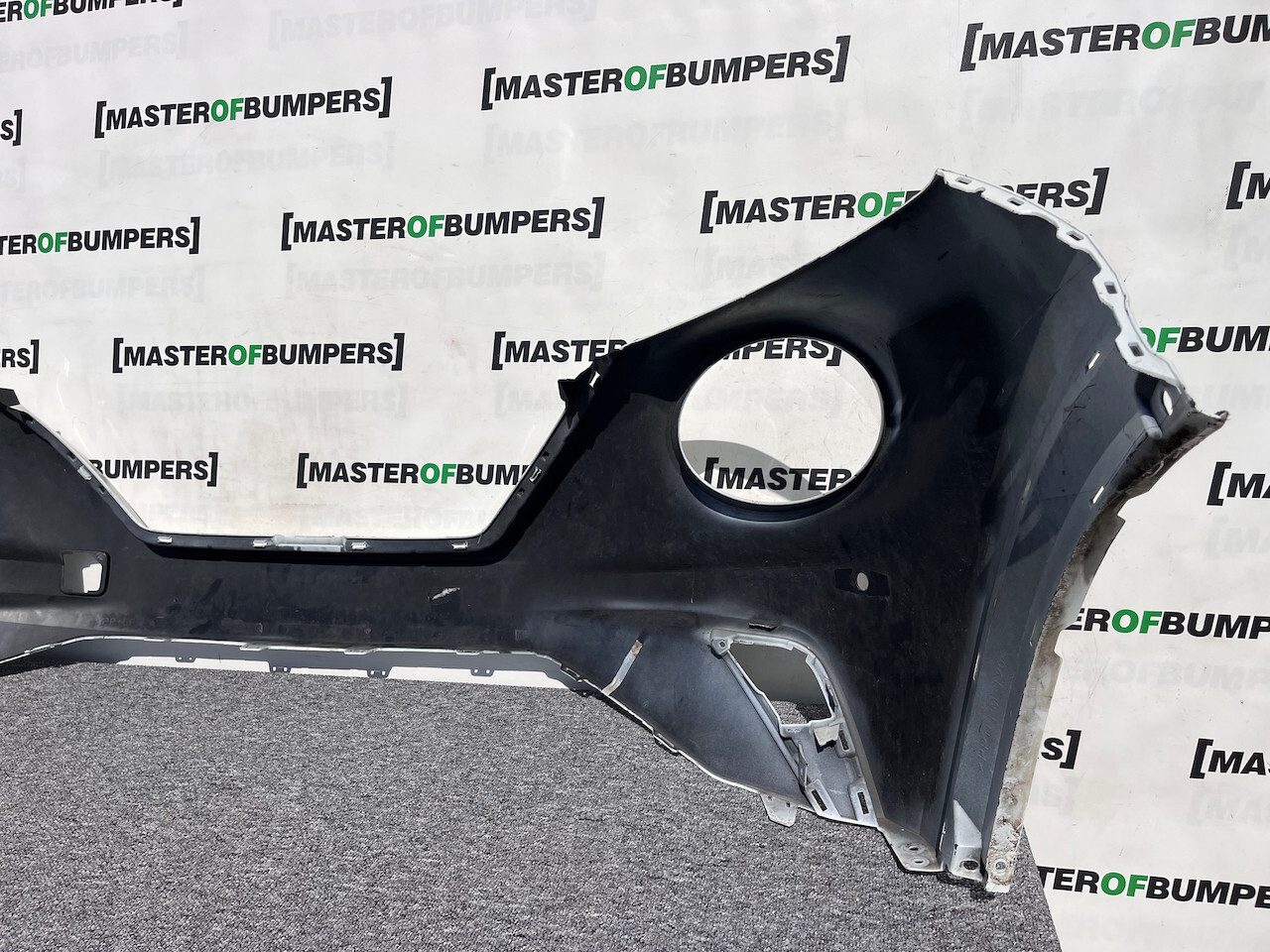 Nissan Juke Tekna N-connecta Mk2 2019 - 2024 Front Bumper 4 Pdc Genuine [l626]