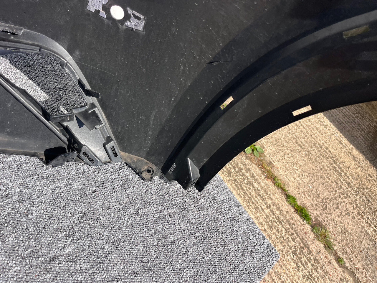 Nissan Juke Tekna N-connecta Mk2 2019 - 2024 Front Bumper 4 Pdc Genuine [l627]