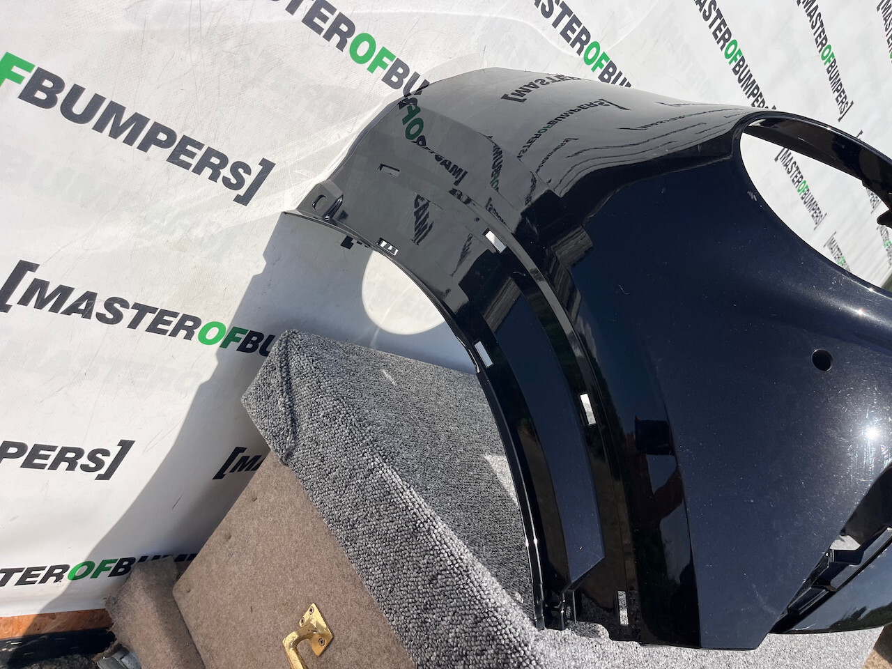 Nissan Juke Tekna N-connecta Mk2 2019 - 2024 Front Bumper 4 Pdc Genuine [l627]