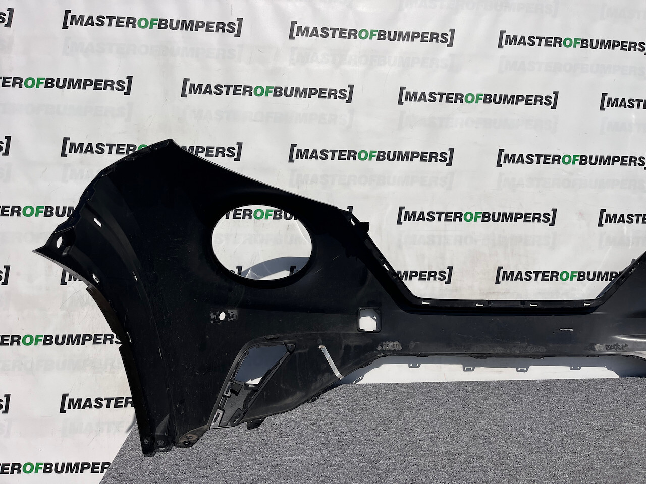 Nissan Juke Tekna N-connecta Mk2 2019 - 2024 Front Bumper 4 Pdc Genuine [l627]