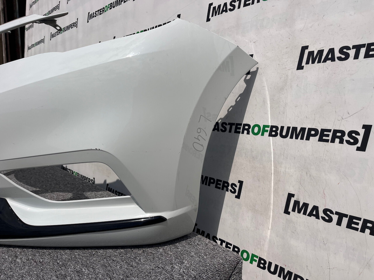 Nissan Micra Tekna Acenta K14 Hatchback 2017-2022 Front Bumper Genuine [l640]