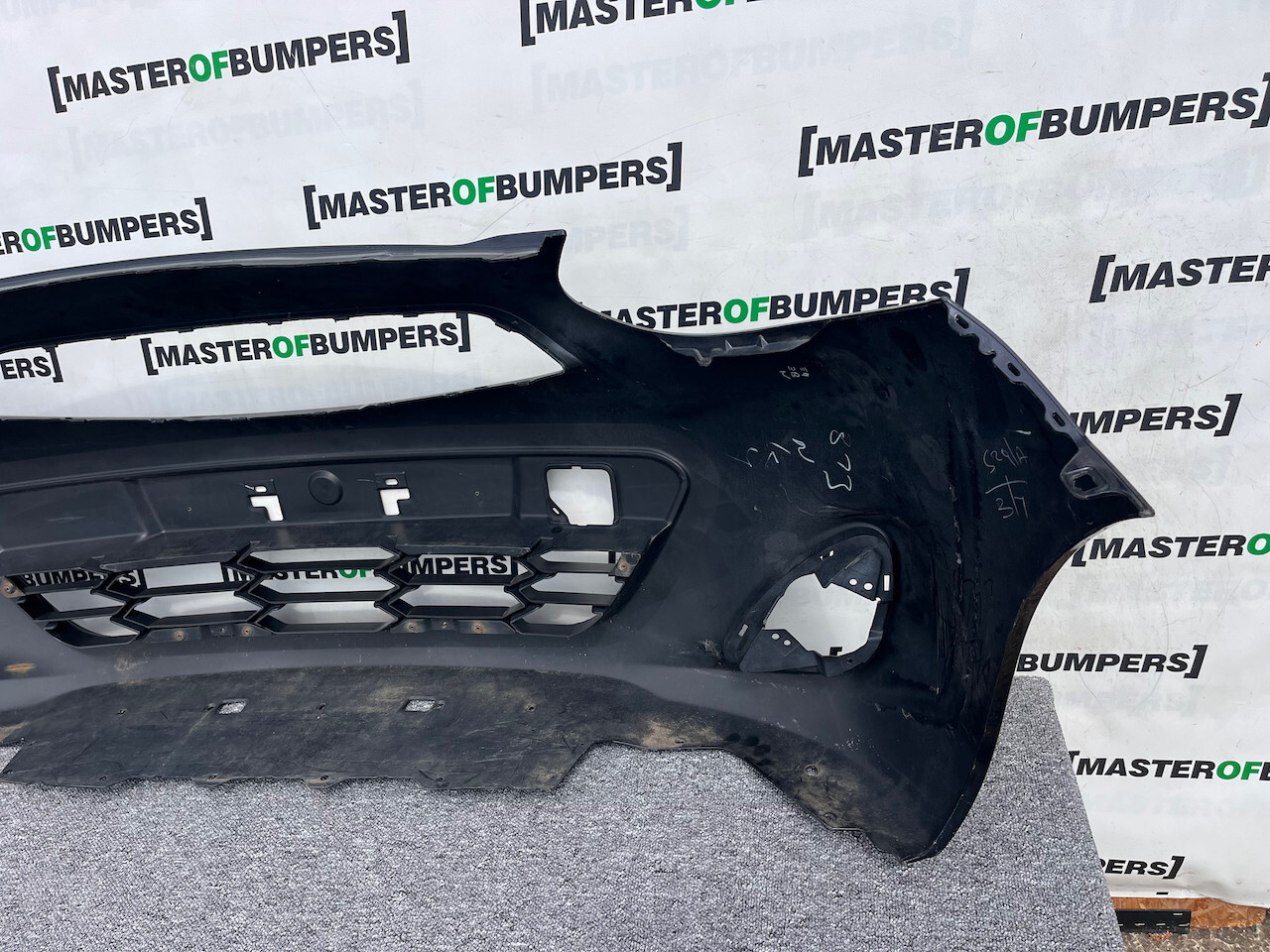 Nissan Micra Tekna Sport K13 Hatchback Lift 2014-2016 Front Bumper Genuine L634 Nissan Micra Tekna Sport K13 Hatchback Lift 2014-2016 Front Bumper Genuine L634
