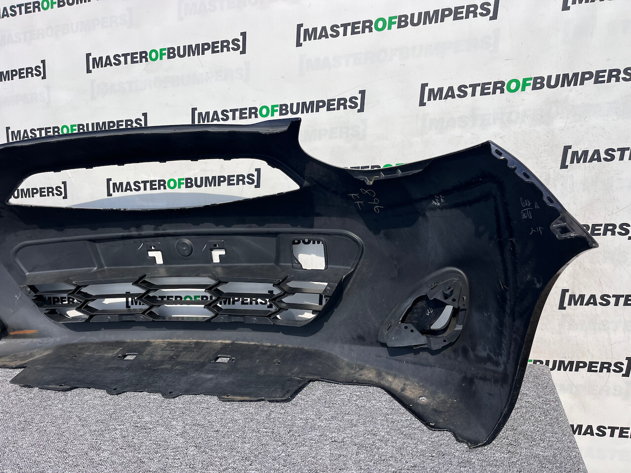 Nissan Micra Tekna Sport K13 Hatchback Lift 2014-2016 Front Bumper Genuine L655]