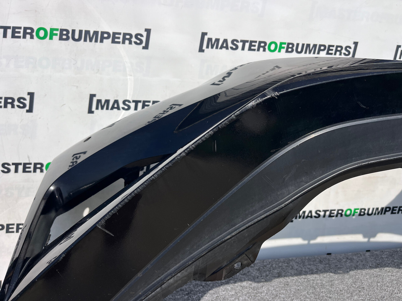 Nissan Leaf Tekna N-connecta Mk2 2017-2022 Front Bumper 4 Pdc Genuine [l657]