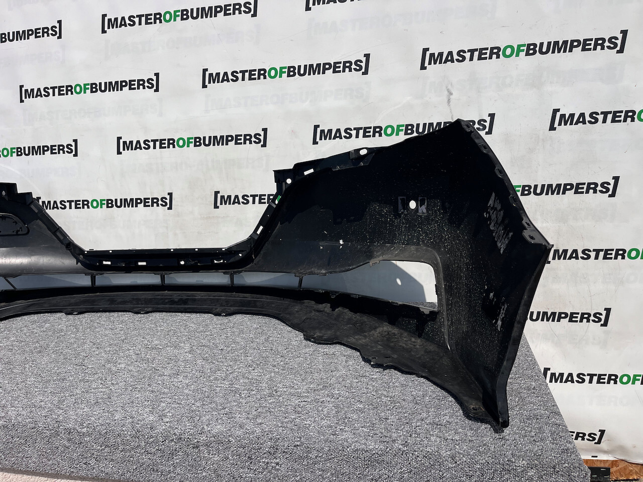 Nissan Leaf Tekna N-connecta Mk2 2017-2022 Front Bumper 4 Pdc Genuine [l657]