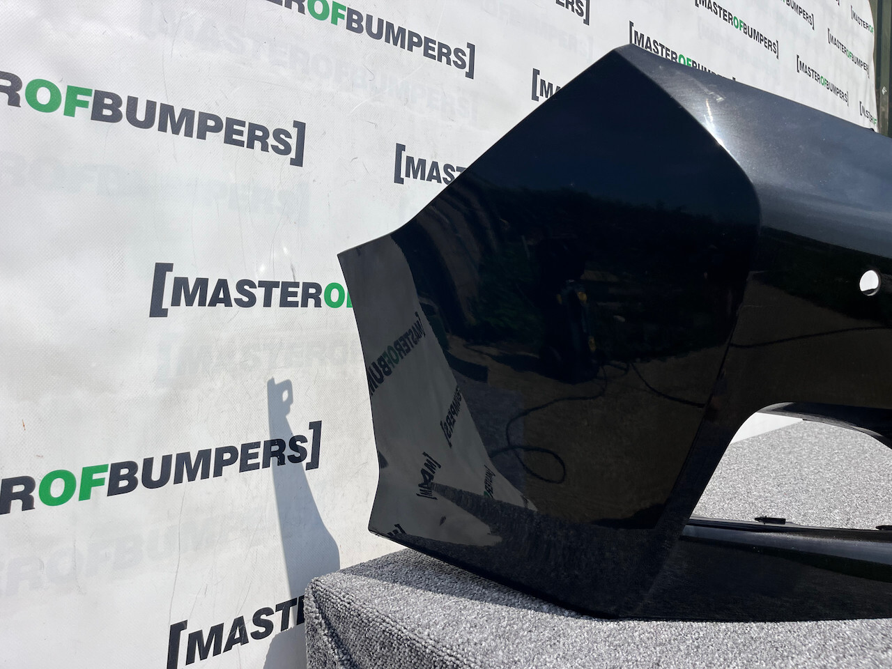 Nissan Leaf Tekna N-connecta Mk2 2017-2022 Front Bumper 4 Pdc Genuine [l657]