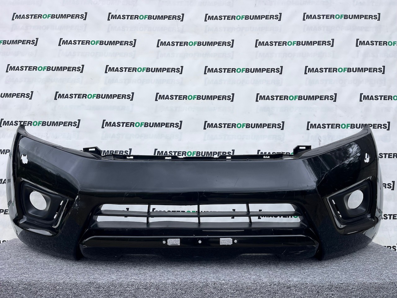 Nissan Navara Tekna Pick Up Mk4 2016-2021 Front Bumper + Jets Genuine [l651]