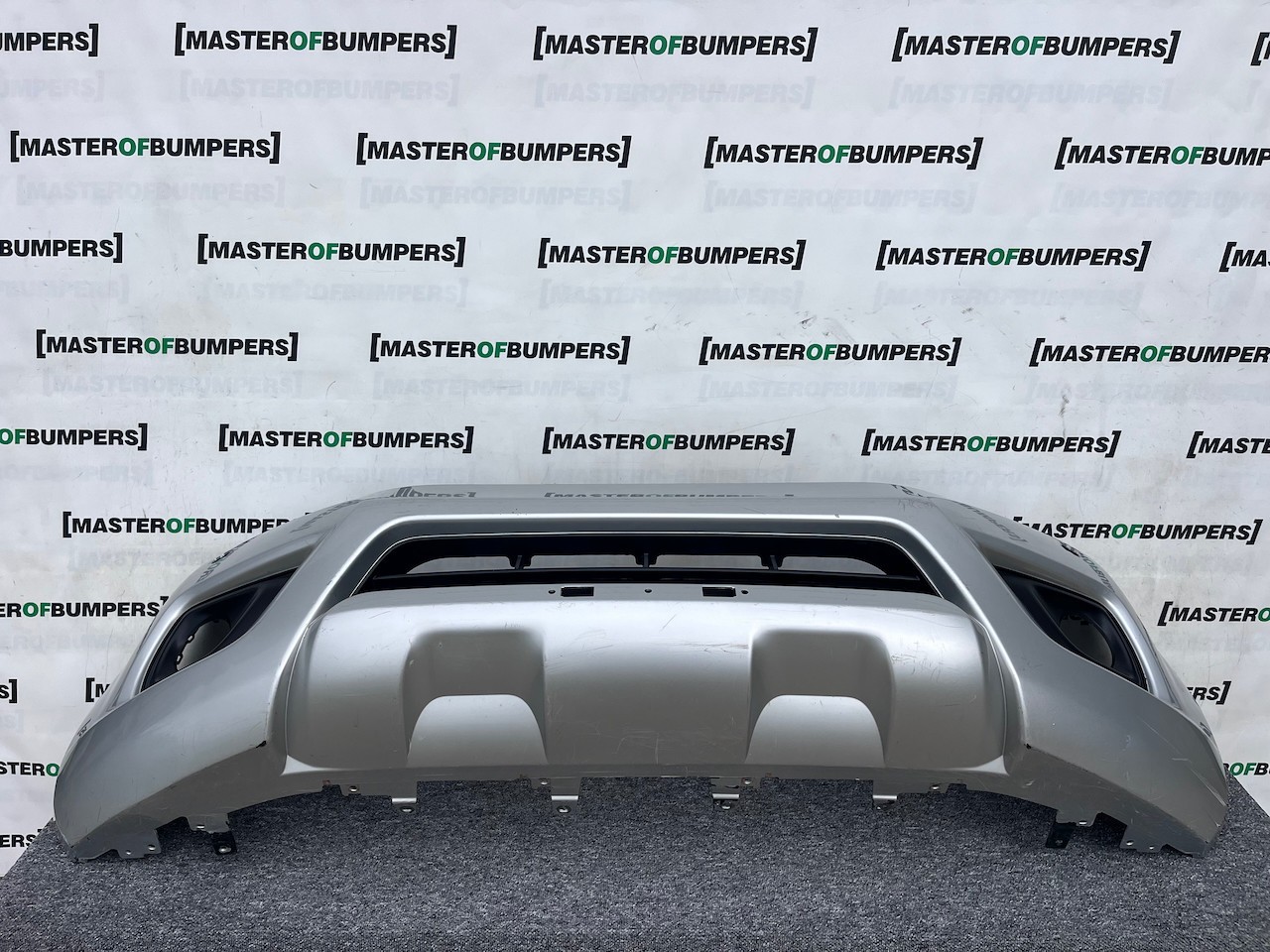 Nissan Navara Tekna Pick Up Mk4 2016-2021 Front Bumper + Jets Genuine [l647]