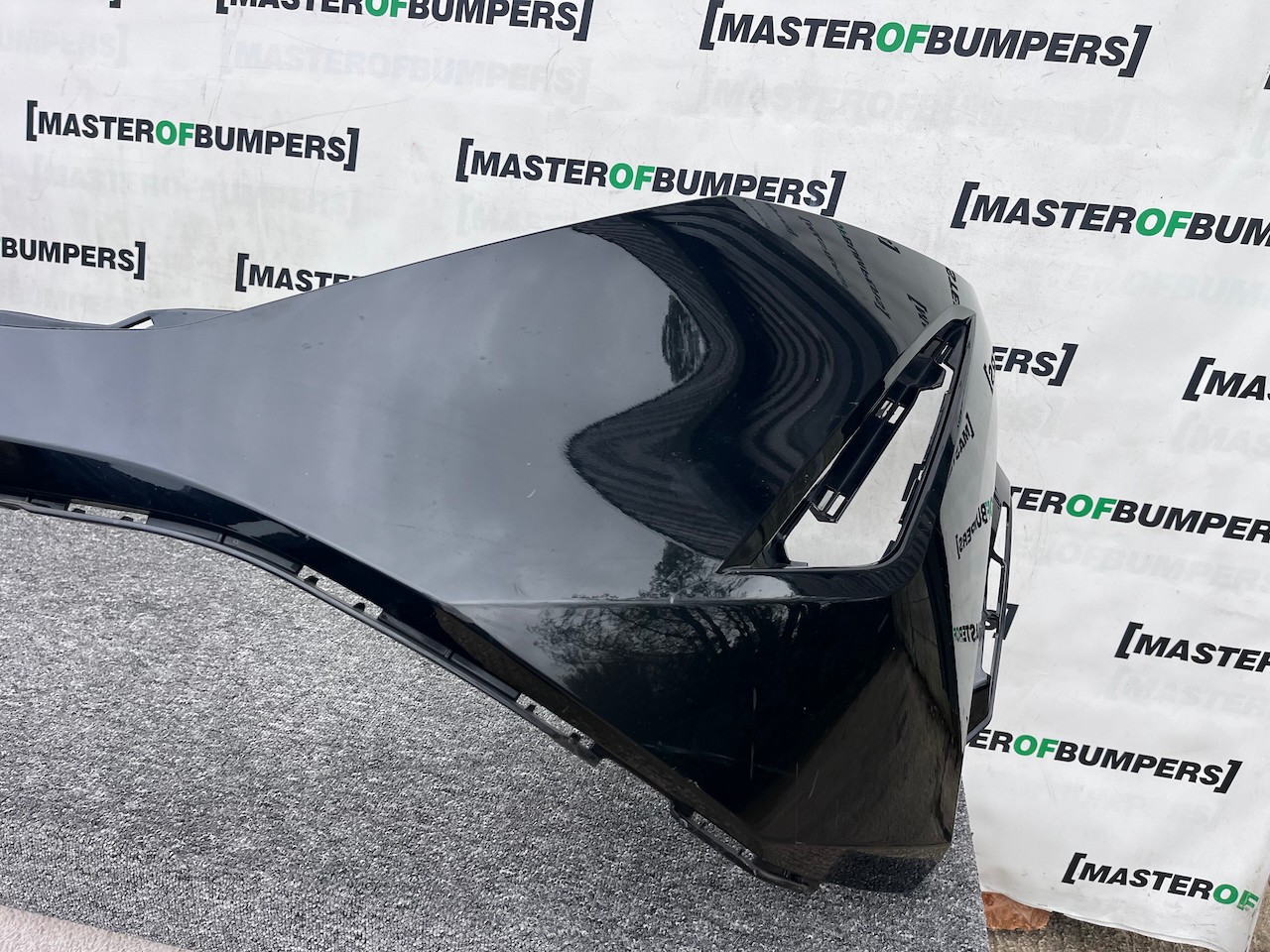 Nissan Ariya Evolve Advanc Electric Suv 2022-on Front Bumper Genuine [l664]