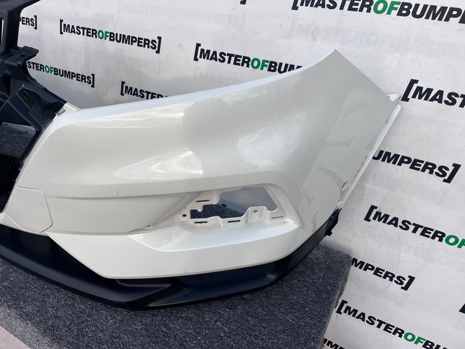 Nissan Qashqai Mk2 Facelift 2017-2020 Front Bumper 6 Pdc No Jets Genuine [l673]