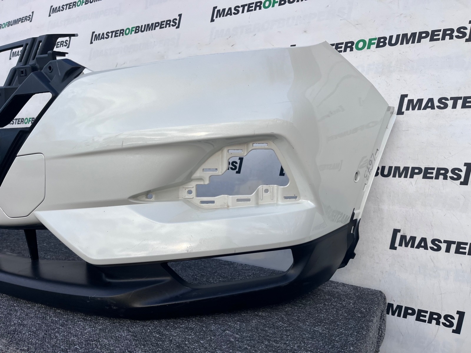 Nissan Qashqai Mk2 Facelift 2017-2020 Front Bumper 6 Pdc No Jets Genuine [l673]