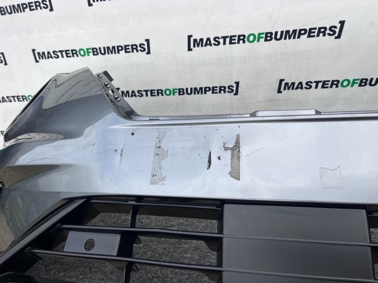 Nissan Juke Tekna N-connecta Mk2 2019 - 2024 Front Bumper 4 Pdc Genuine [l674]