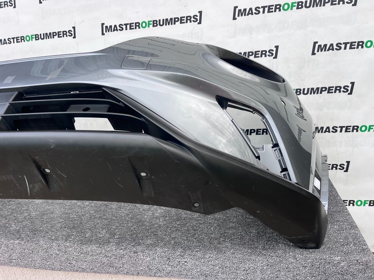 Nissan Juke Tekna N-connecta Mk2 2019 - 2024 Front Bumper 4 Pdc Genuine [l674]