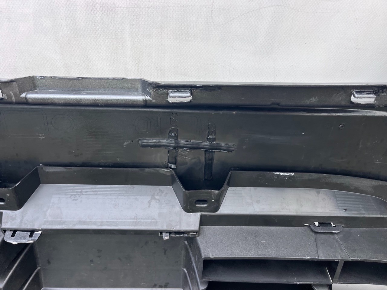 Nissan Juke Tekna N-connecta Mk2 2019 - 2024 Front Bumper 4 Pdc Genuine [l674]