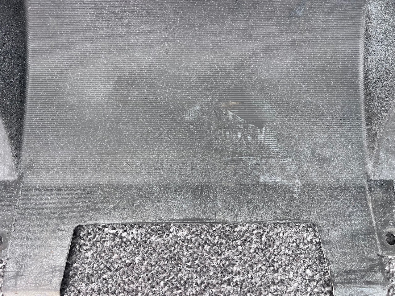 Nissan Navara Tekna Pick Up Mk4 2016-2021 Front Bumper + Jets Genuine [l687]