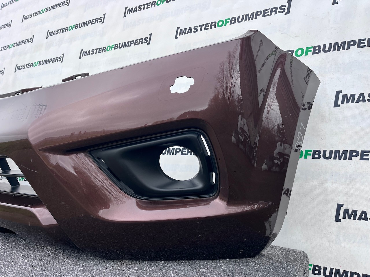 Nissan Navara Tekna Pick Up Mk4 2016-2021 Front Bumper + Jets Genuine [l688]