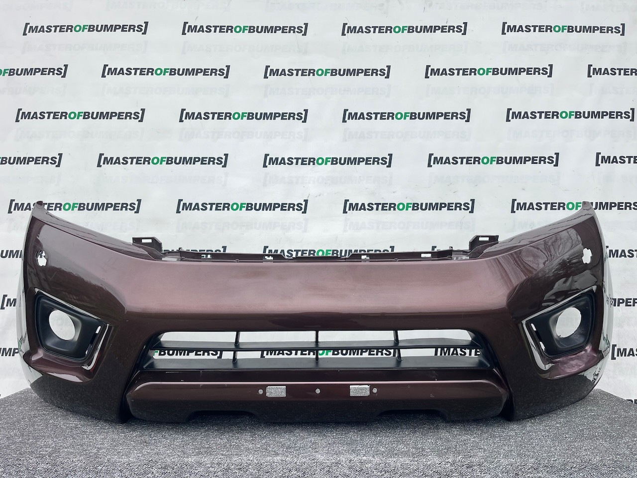 Nissan Navara Tekna Pick Up Mk4 2016-2021 Front Bumper + Jets Genuine [l691]