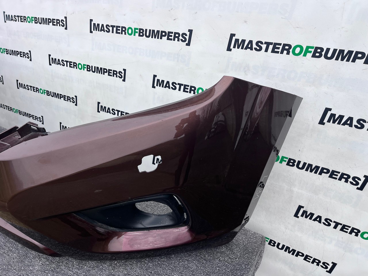 Nissan Navara Tekna Pick Up Mk4 2016-2021 Front Bumper + Jets Genuine [l691]