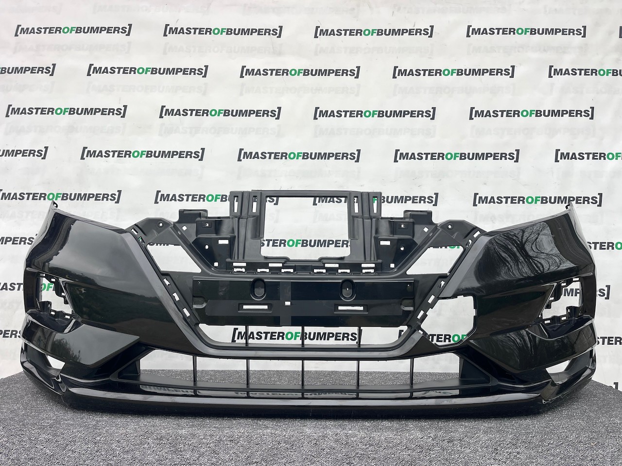 Nissan Qashqai Tekna Mk2 Lift 2017-2020 Front Bumper 6 Pdc No Jets Genuin [l699]