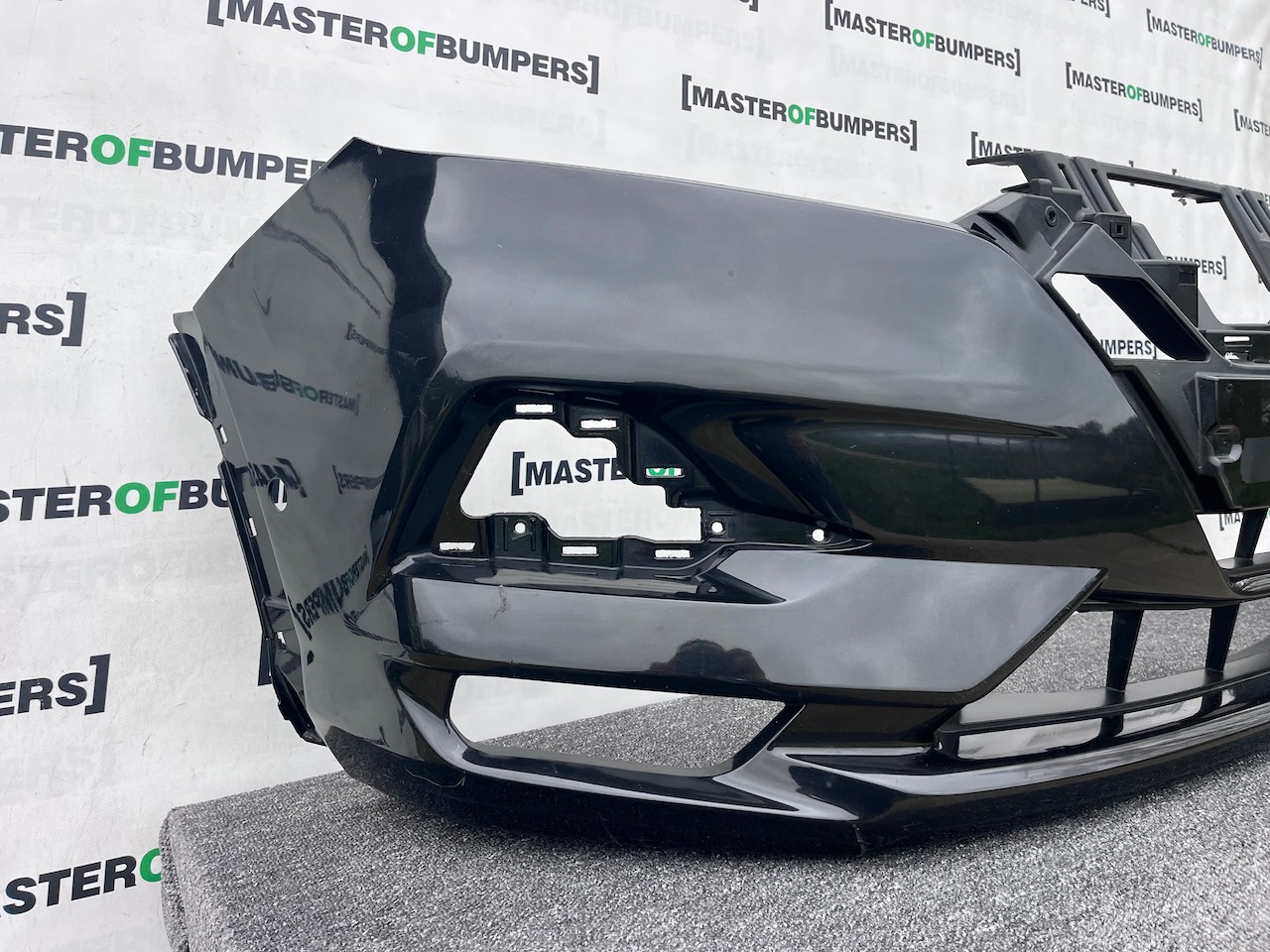 Nissan Qashqai Tekna Mk2 Lift 2017-2020 Front Bumper 6 Pdc No Jets Genuin [l699]