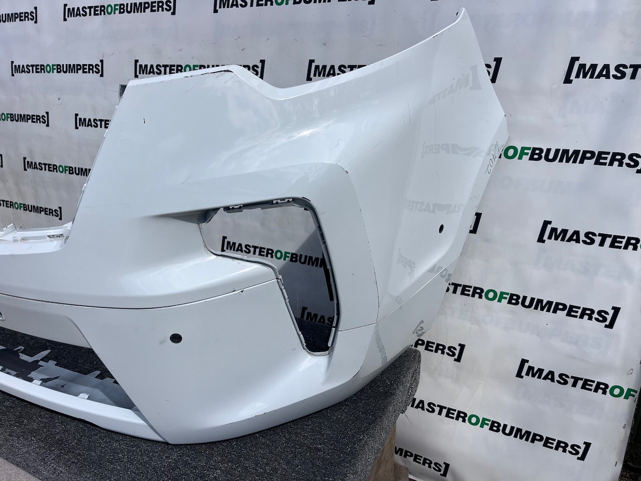 Nissan Primastar Tekna Sport Mk4 2020-2026 Front Bumper 6 Pdc Genuine [l702]