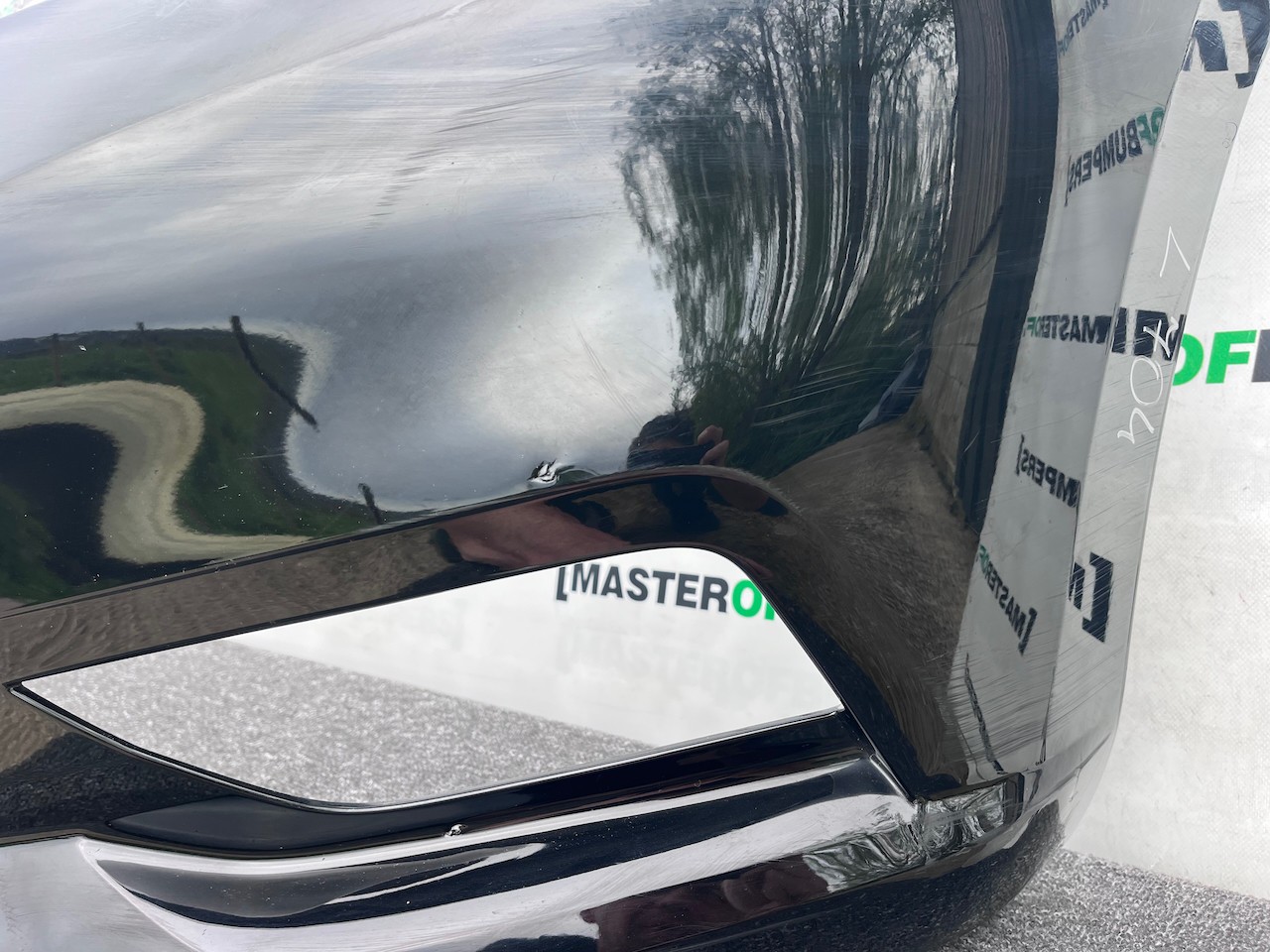 Nissan Micra Tekna Acenta K14 Hatchback 2017-2022 Front Bumper Genuine [l704]