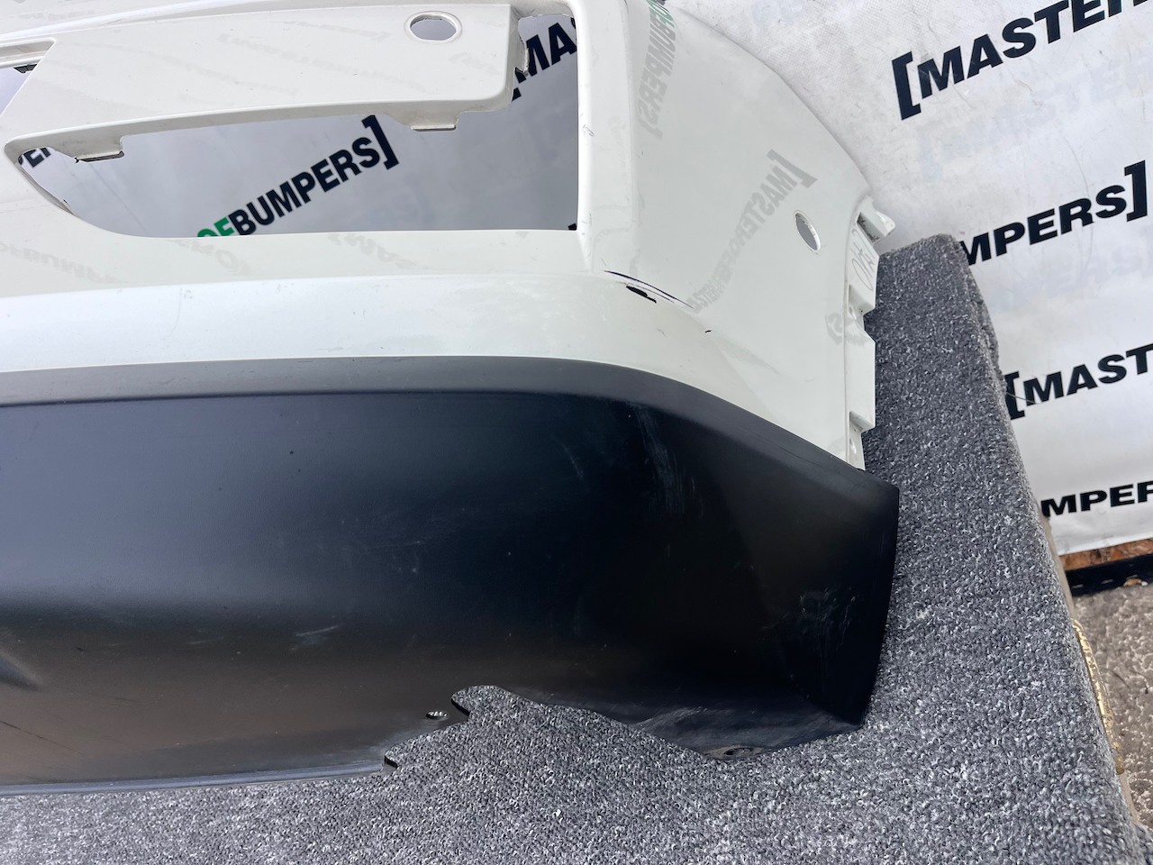 Nissan X Trail Acenta Mk3 Lift 2018-2021 Front Bumper 6 Pdc Genuine [l710]