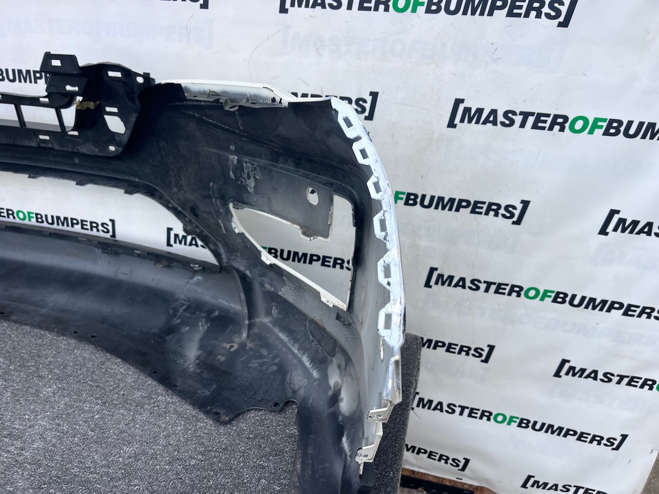 Nissan X Trail Acenta Mk3 Lift 2018-2021 Front Bumper 6 Pdc Genuine [l710]