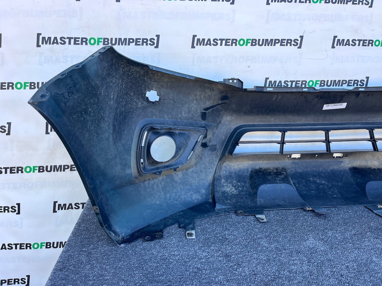 Nissan Navara Tekna Pick Up Mk4 2016-2021 Front Bumper + Jets Genuine [l721]