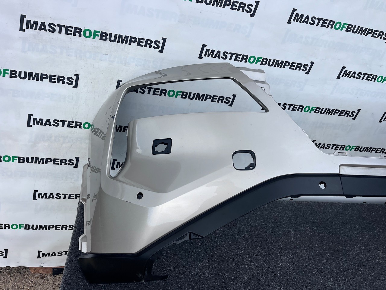 Nissan X Trail Acenta Mk4 2022-2026 Front Bumper 4 Pdc Jets Genuine [l731]