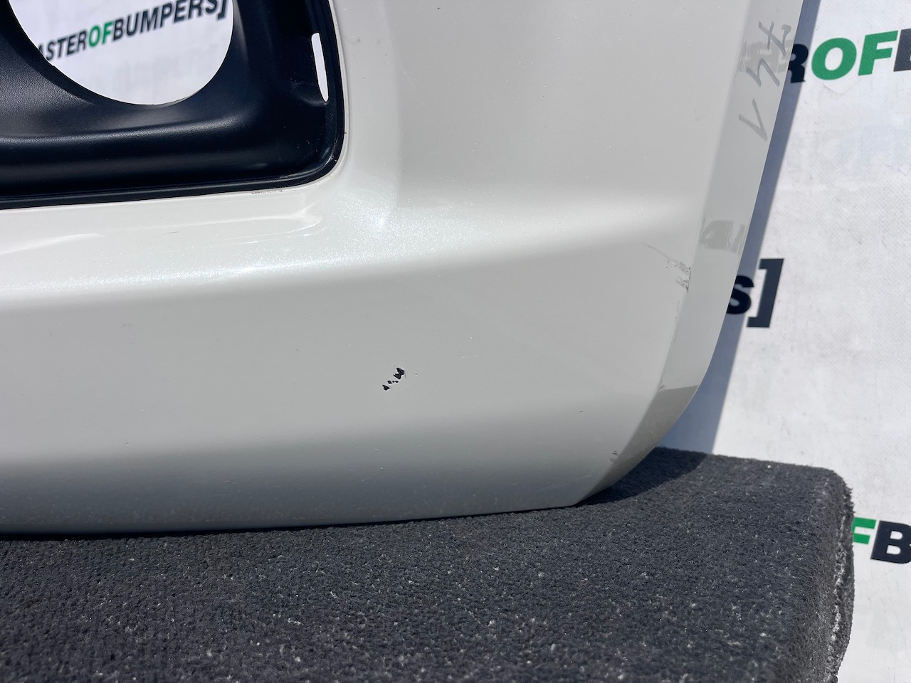 Nissan Navara Tekna Pick Up Mk4 2016-2021 Front Bumper + Jets Genuine [l741]