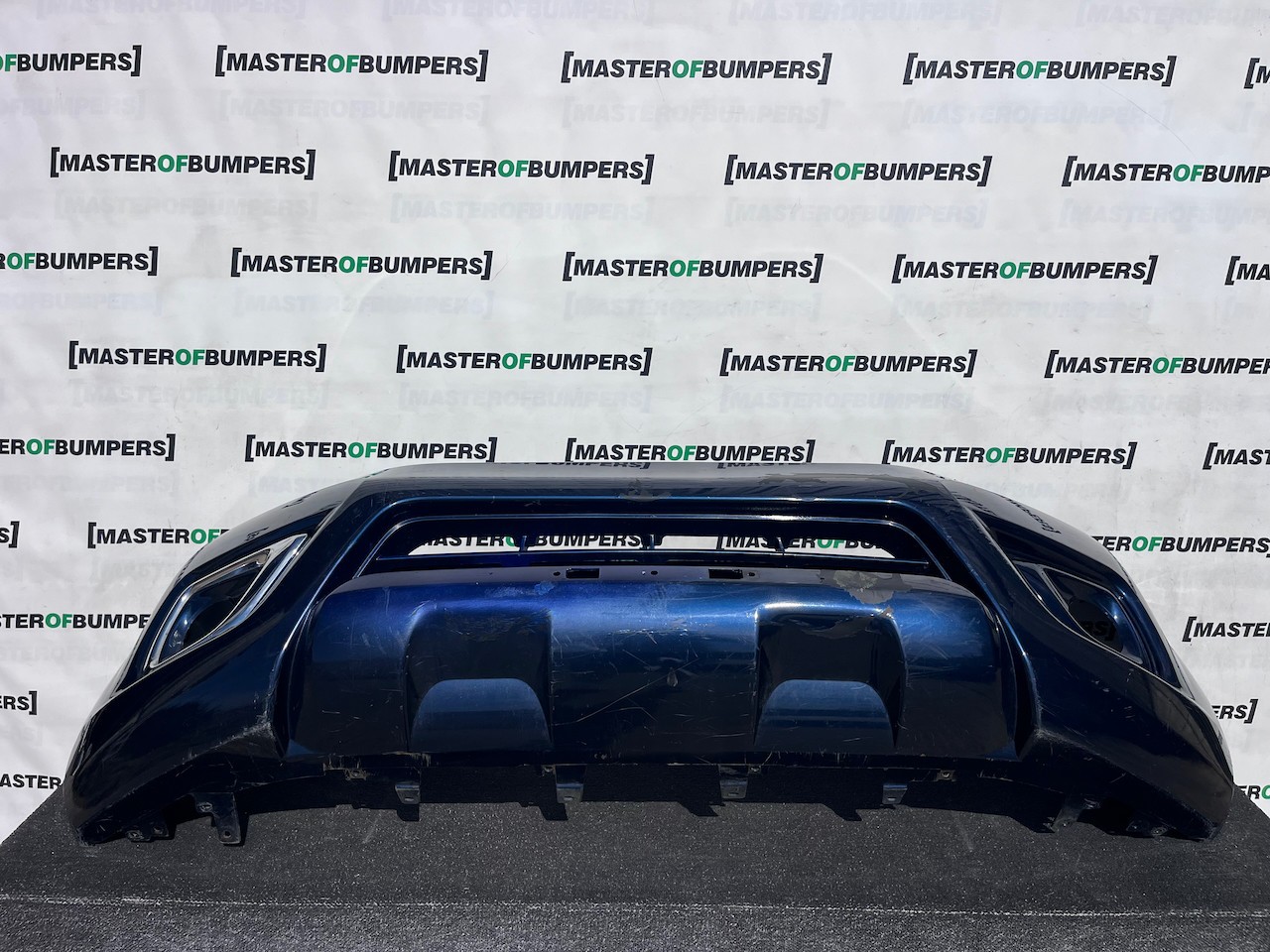 Nissan Navara Tekna Pick Up Mk4 2016-2021 Front Bumper No Jets Genuine [l740]