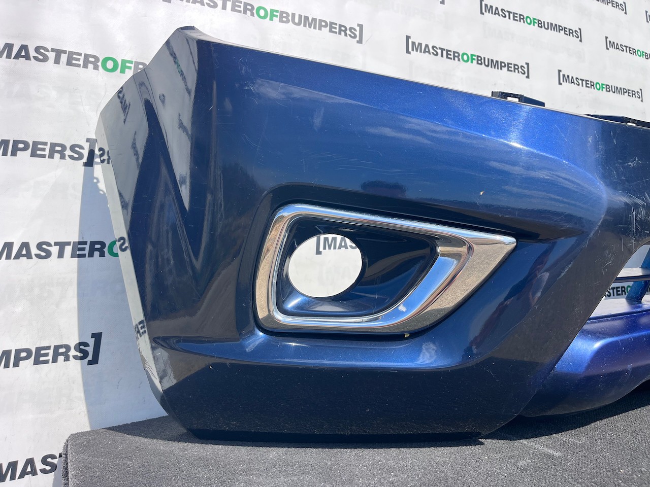 Nissan Navara Tekna Pick Up Mk4 2016-2021 Front Bumper No Jets Genuine [l740]