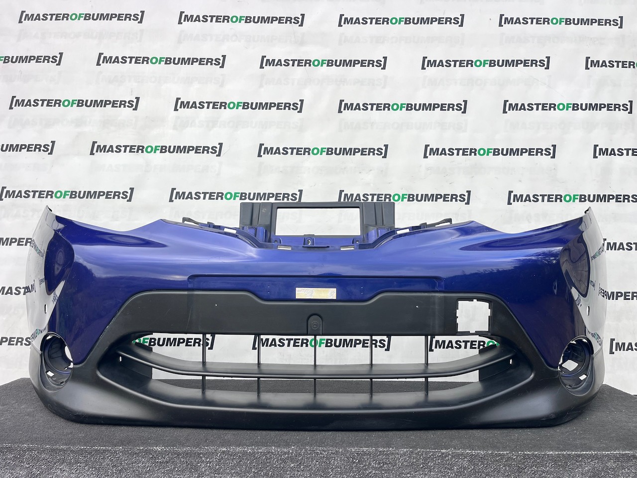 Nissan Qashqai Tekna Mk2 2014-2017 Front Bumper 4 Pdc No Jets Genuine [l744]