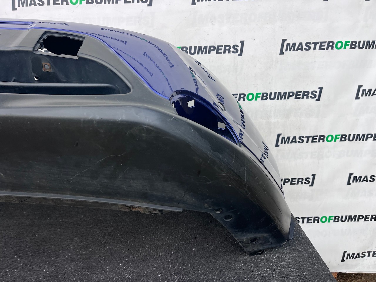 Nissan Qashqai Tekna Mk2 2014-2017 Front Bumper 4 Pdc No Jets Genuine [l744]