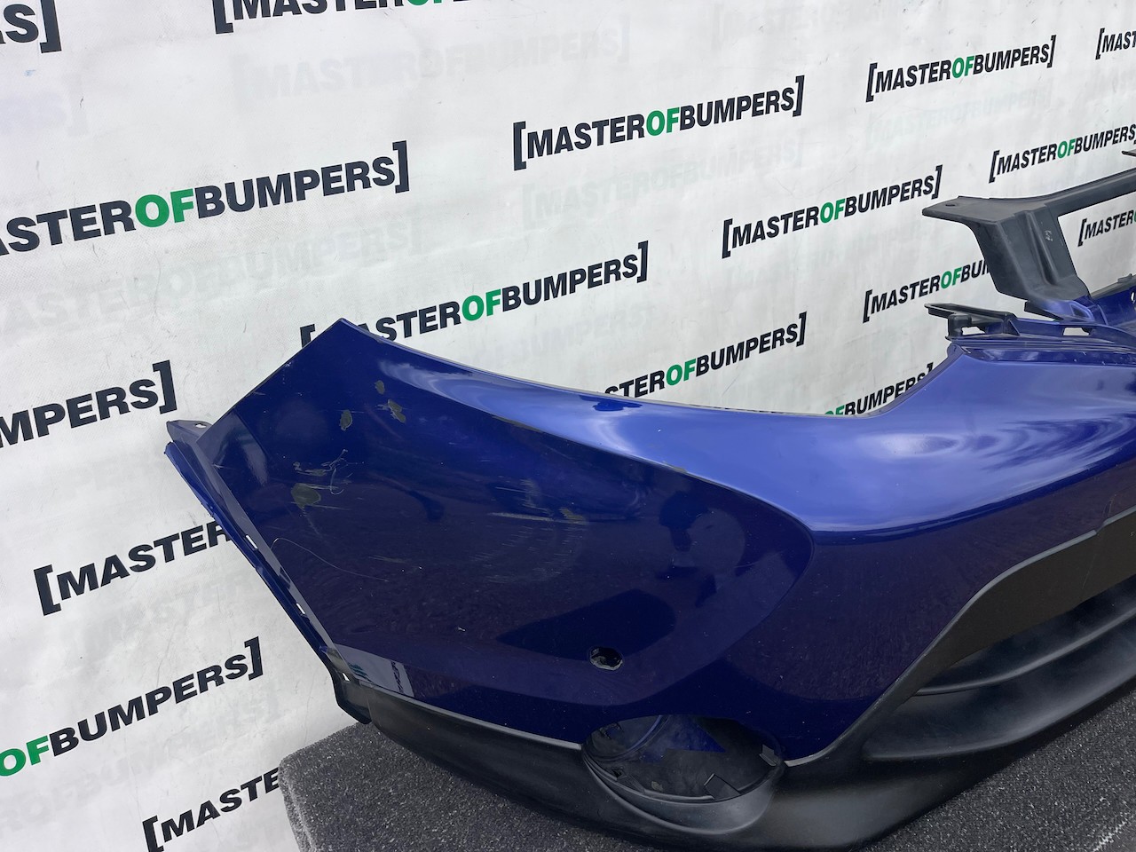 Nissan Qashqai Tekna Mk2 2014-2017 Front Bumper 4 Pdc No Jets Genuine [l744]