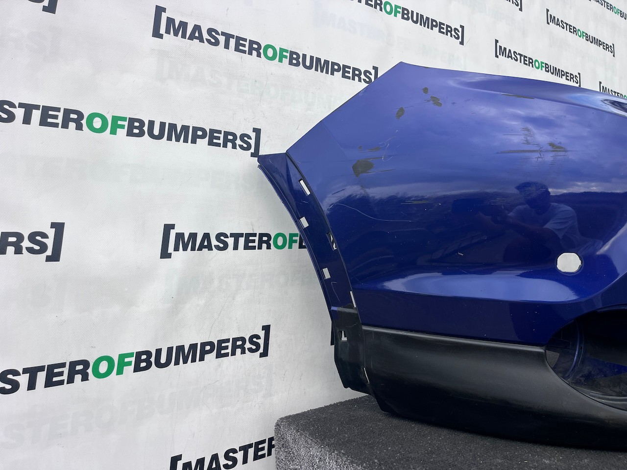 Nissan Qashqai Tekna Mk2 2014-2017 Front Bumper 4 Pdc No Jets Genuine [l744]