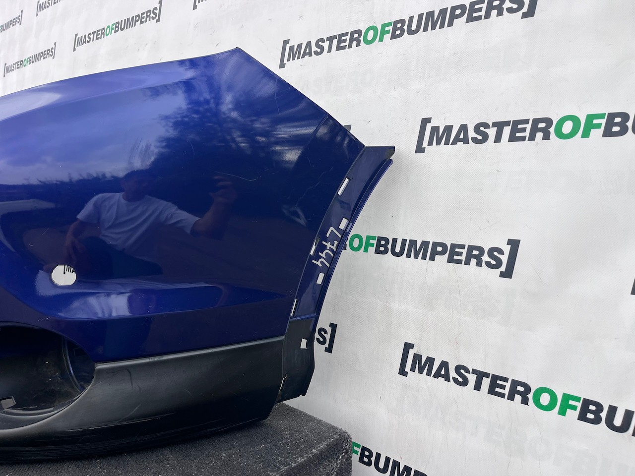 Nissan Qashqai Tekna Mk2 2014-2017 Front Bumper 4 Pdc No Jets Genuine [l744]