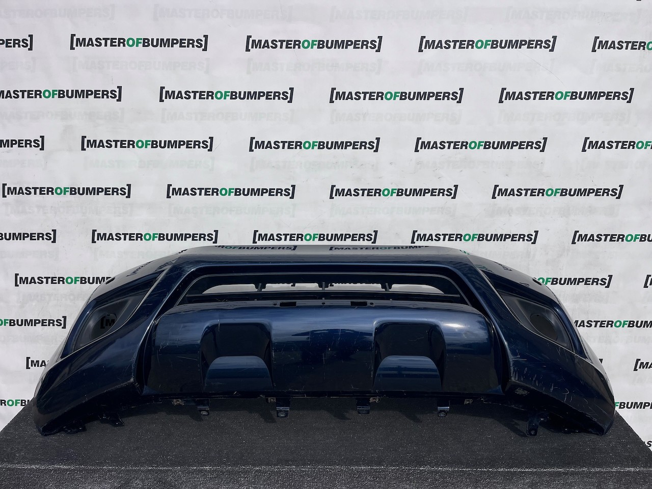 Nissan Navara Tekna Pick Up Mk4 2016-2021 Front Bumper + Jets Genuine [l745]