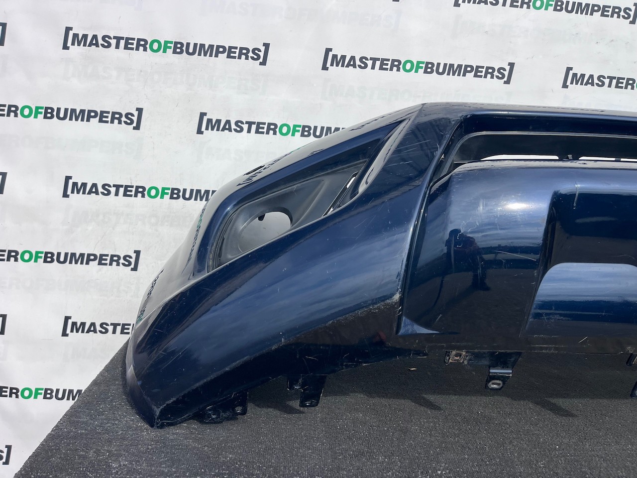 Nissan Navara Tekna Pick Up Mk4 2016-2021 Front Bumper + Jets Genuine [l745]