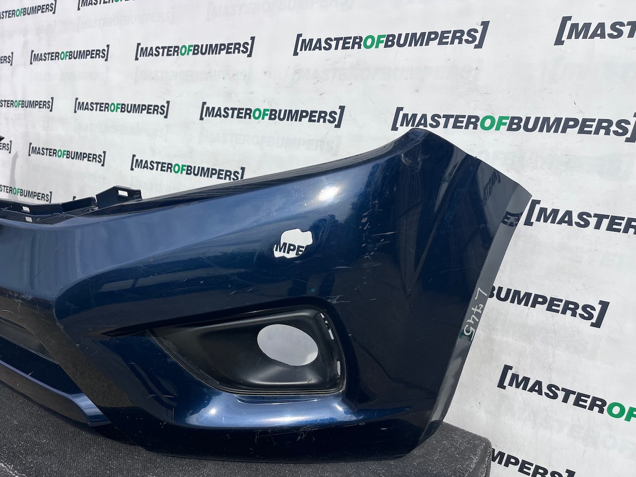 Nissan Navara Tekna Pick Up Mk4 2016-2021 Front Bumper + Jets Genuine [l745]