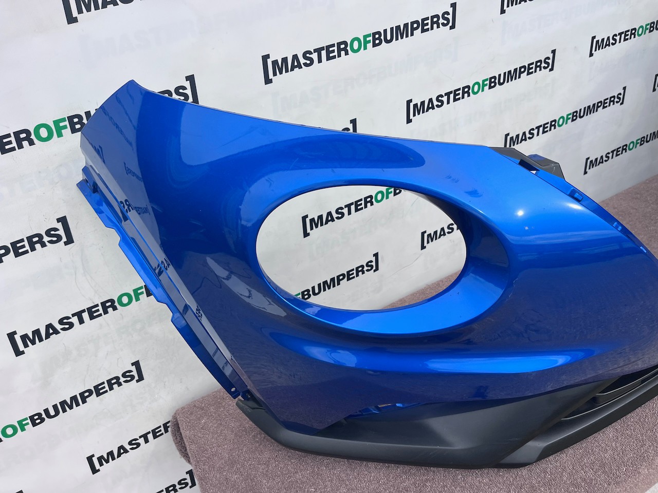 Nissan Juke Tekna N-connecta Mk2 2019 - 2024 Front Bumper No Pdc Genuine [l748]