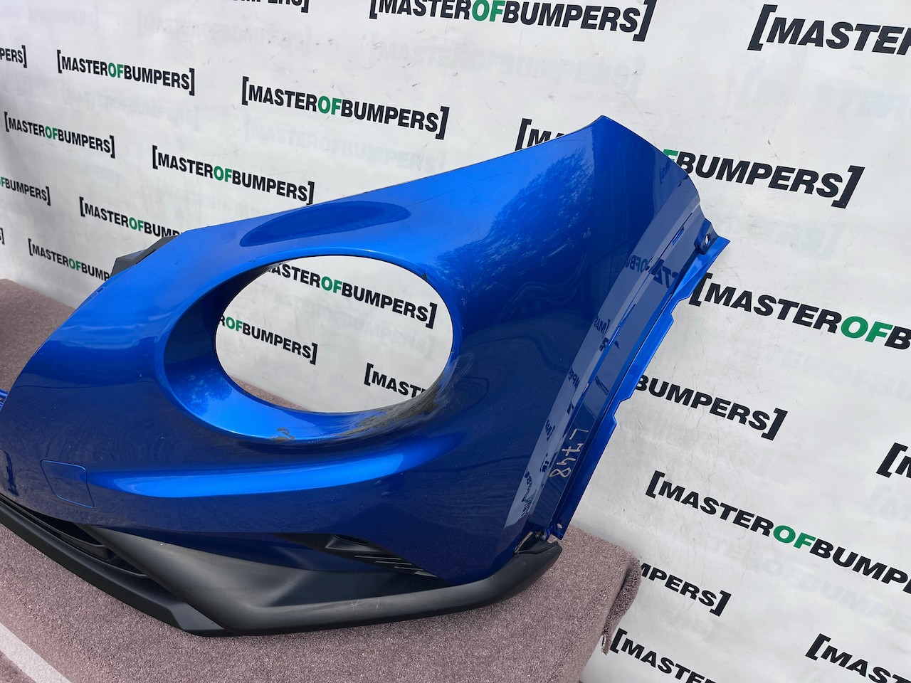 Nissan Juke Tekna N-connecta Mk2 2019 - 2024 Front Bumper No Pdc Genuine [l748]