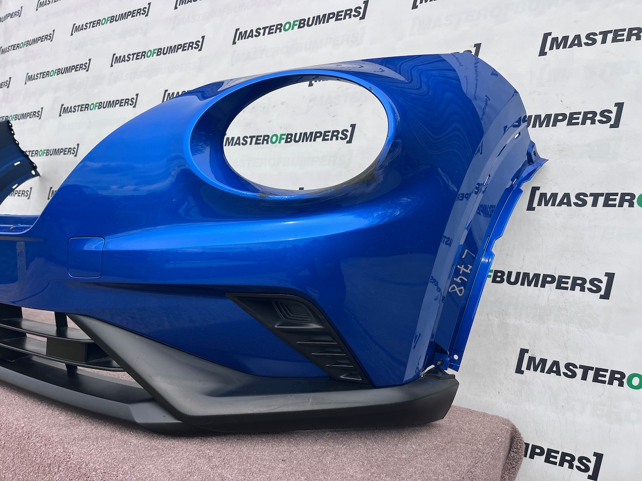 Nissan Juke Tekna N-connecta Mk2 2019 - 2024 Front Bumper No Pdc Genuine [l748]
