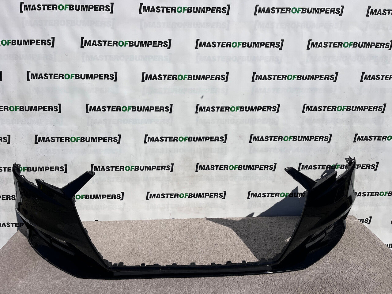 Audi A3 Se Hatchback 8v Lift 2016-2019 Front Bumper No Pdc Not Oem [a783]