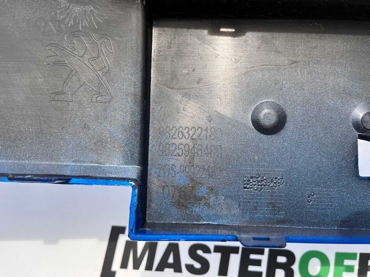 Peugeot 2008 Gt Line Allure Pure Tech 2020-on Front Bumper Blue Genuine [c323]