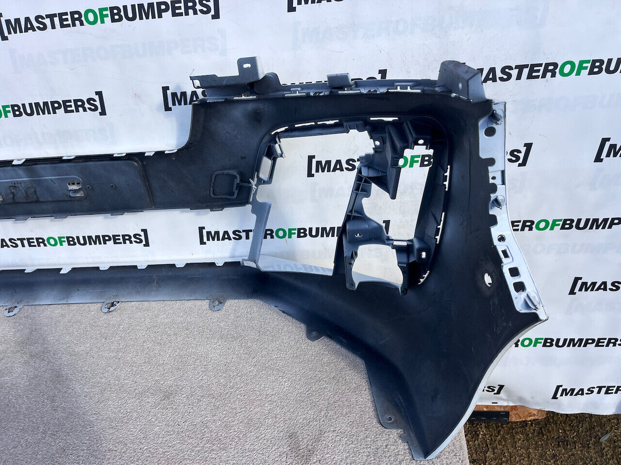 Peugeot Expert Vivaro Scudo Zafira 2016-2022 Front Bumper 6 Pdc Genuine [c356]