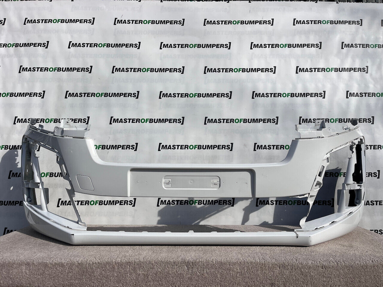 Peugeot Expert Vivaro Scudo Zafira 2016-2022 Front Bumper 6 Pdc Genuine [c356]