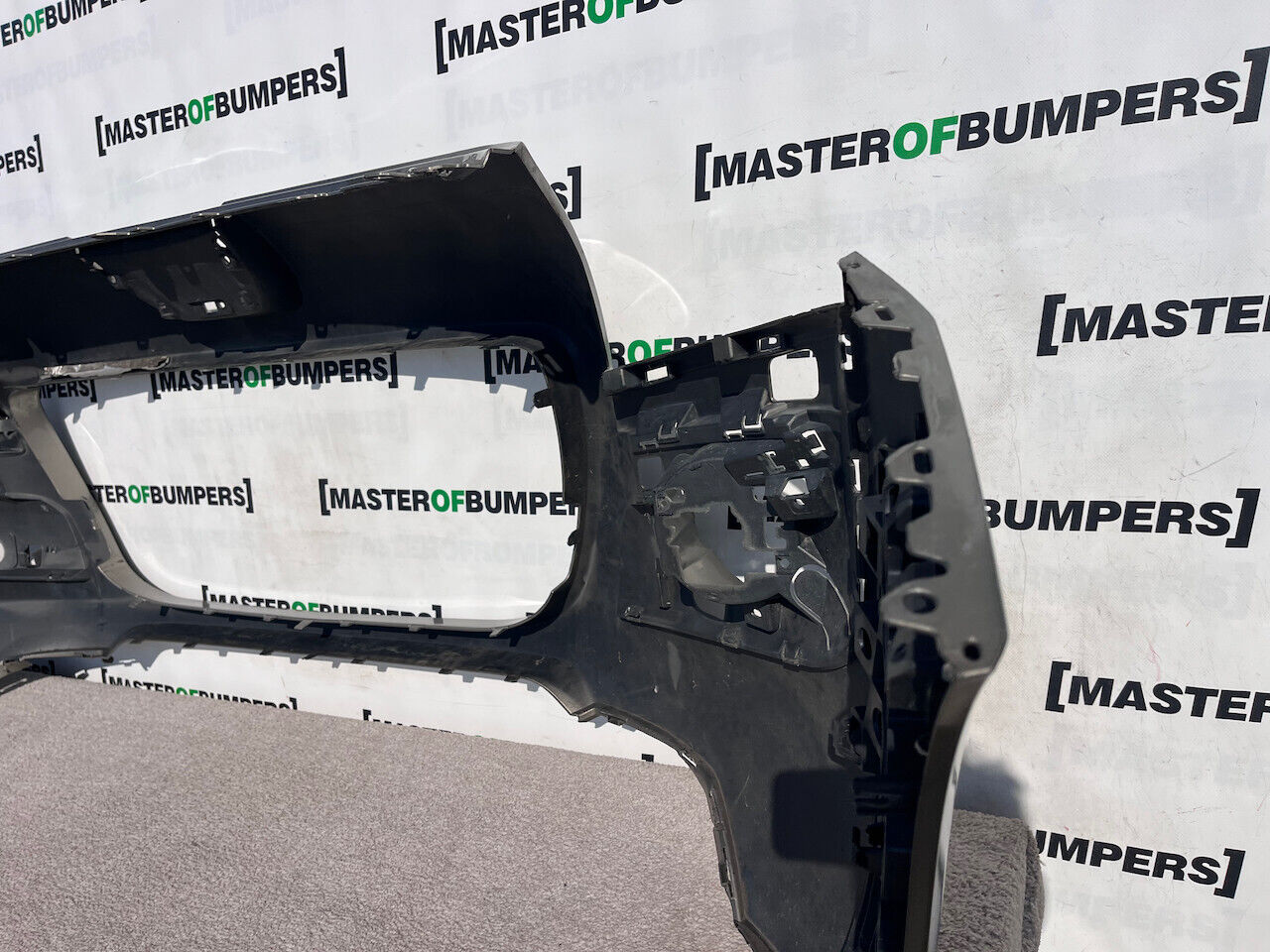 Peugeot 3008 Active Allure Hdi Mk1 2009-2013 Front Bumper Grey Genuine [c394]